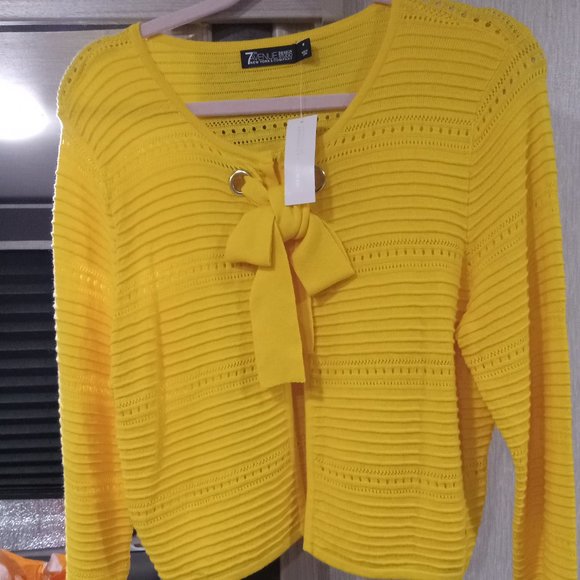 Cardigan - Picture 1 of 1